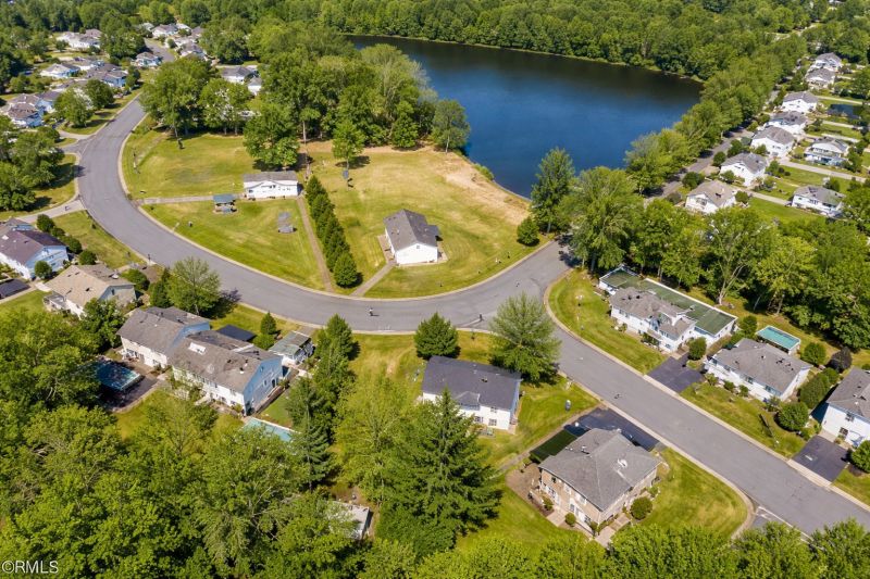 Best Bathtub Installation pros in Redmond, WA